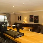 Hillview Self Catering Apartman *