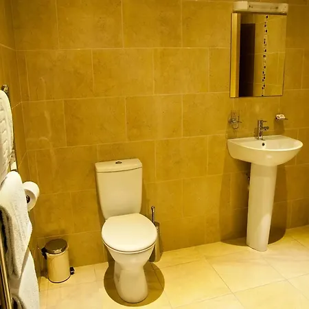 Hillview Self Catering דירה *