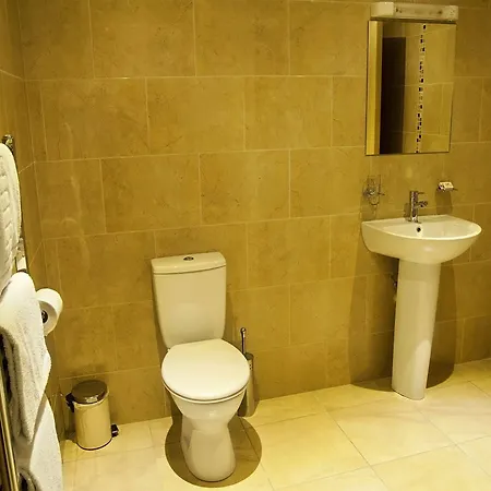 Hillview Self Catering Διαμέρισμα *