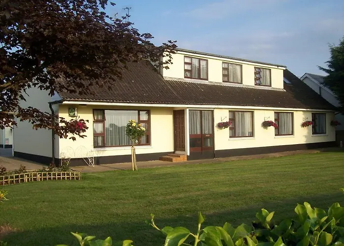 Hillview Self Catering Апартаменты
