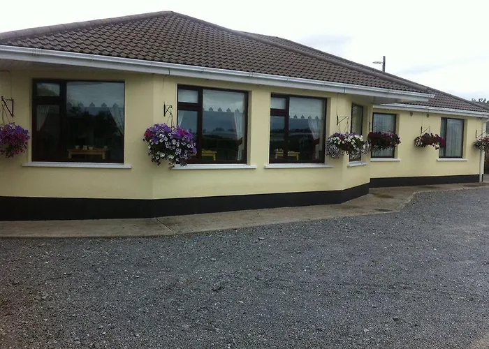 Hillview Self Catering Апартаменты