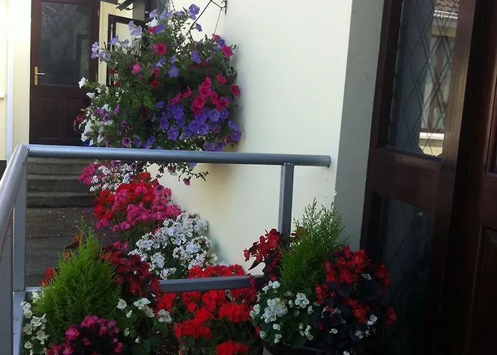 Hillview Self Catering *